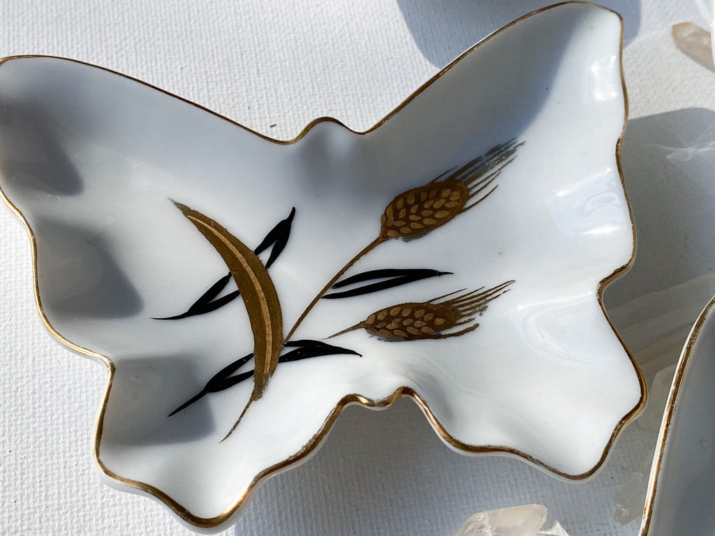 Pieris Butterfly Trinket Dish - Vintage White and Gold Japanese Butterfly Porcelain Jewelry Trinket Tray/Ring Dish/Ashtray/Jewelry Bowl