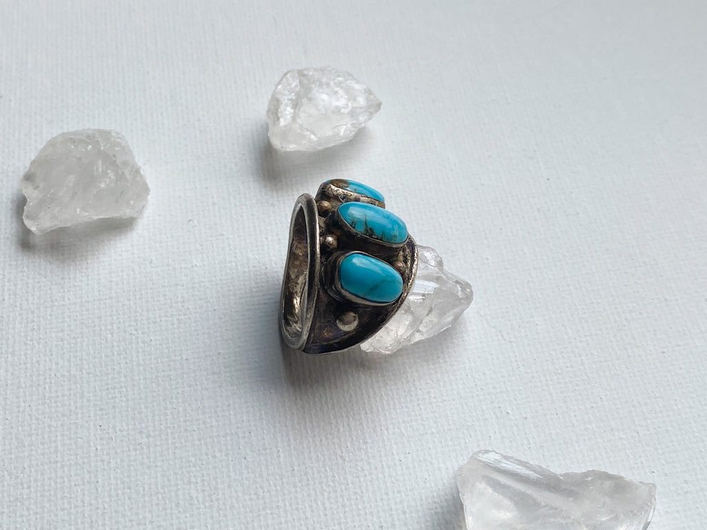 Truckee Ring - Vintage Unstamped Sterling Silver and Genuine Turquoise Ring Size 8