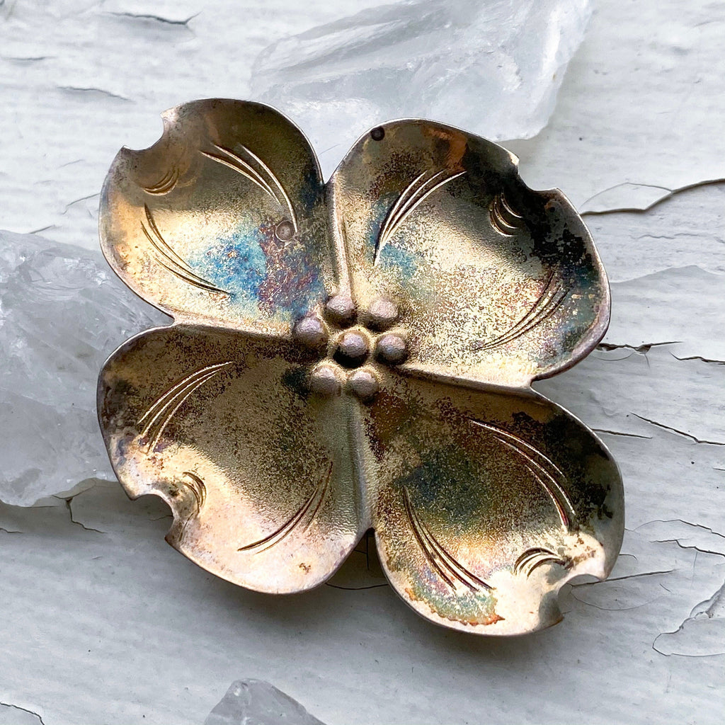Dogwood Flower Pin