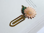 Daisy Bookmark - Vintage Cloisonné Champagne and Pink Daisy Gold-Tone Flower Bookmark/Book Mark