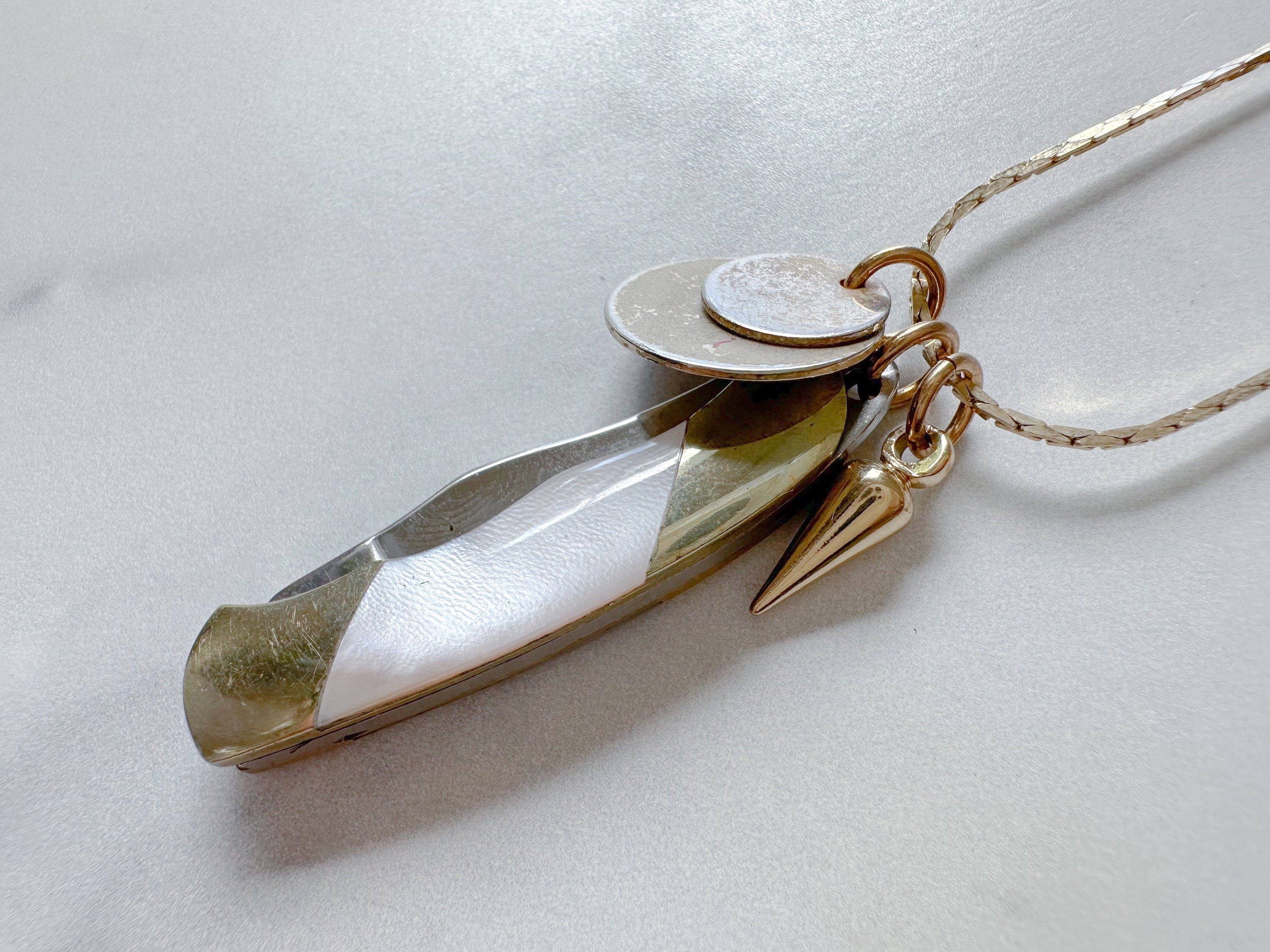 Peony Knife Necklace